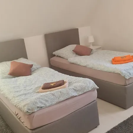Apartment A&p *